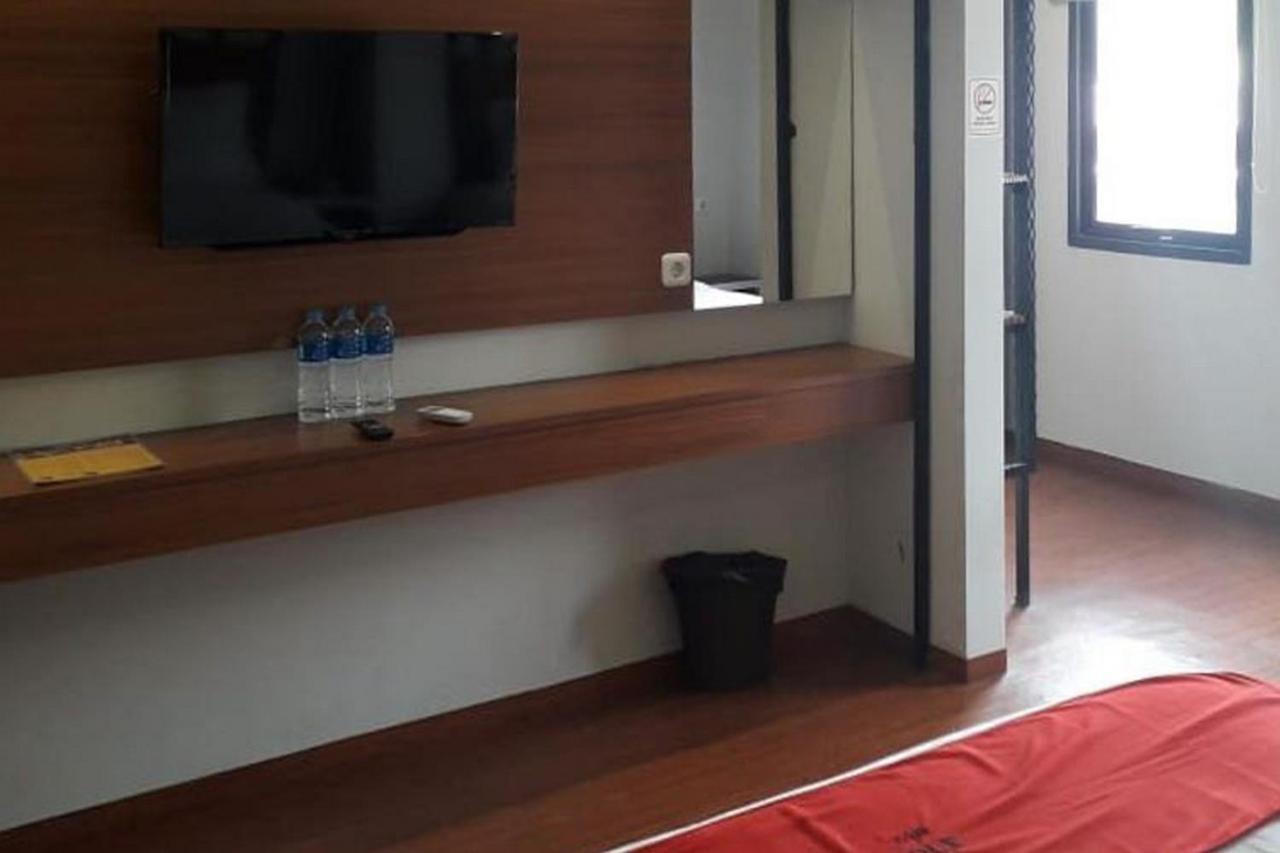 Reddoorz Plus @ Doorman Guest House Bandung Luaran gambar